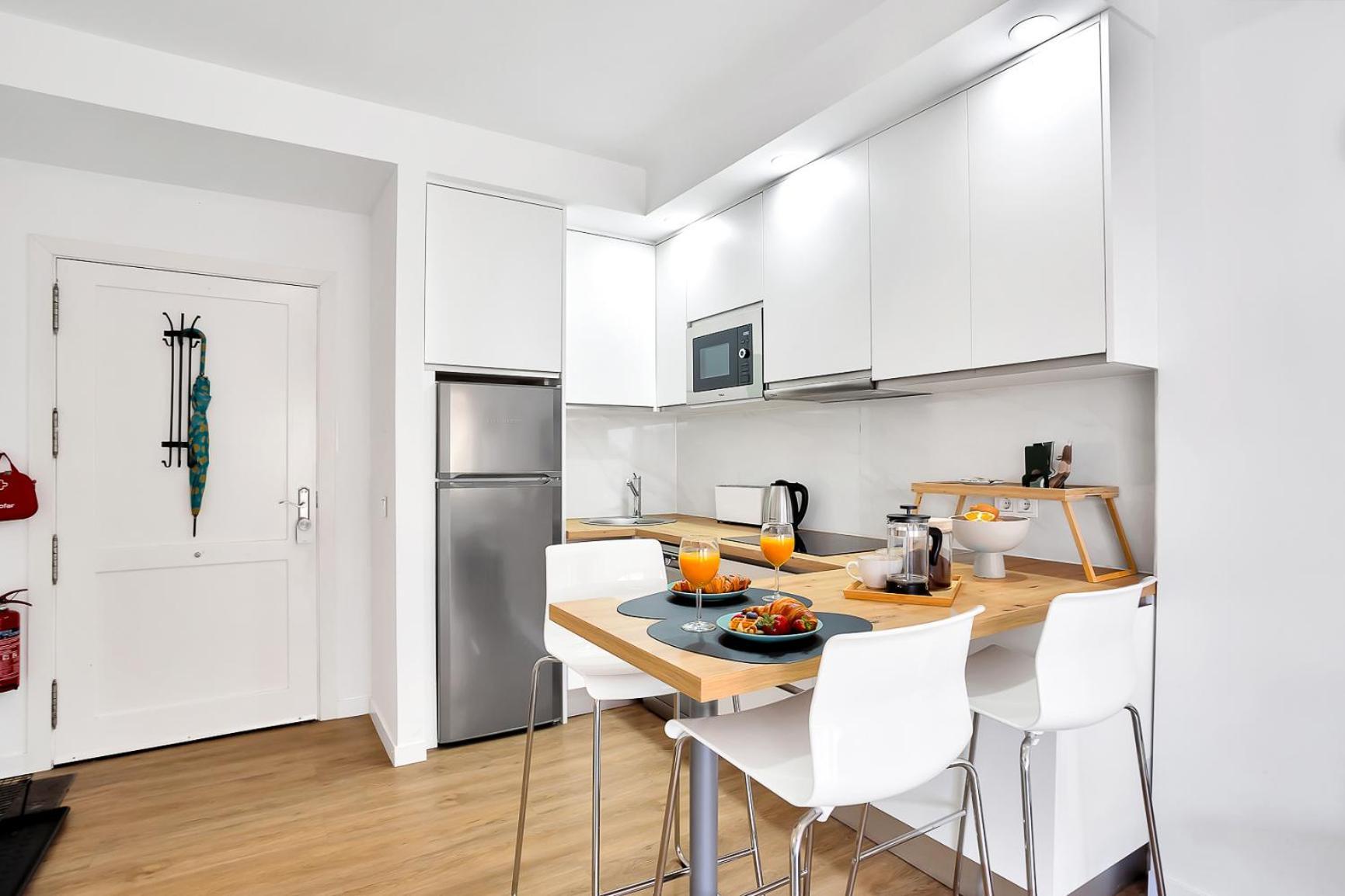 Modern Beach Apartment Romana Playa 723 In Marbella, Elviria Buitenkant foto