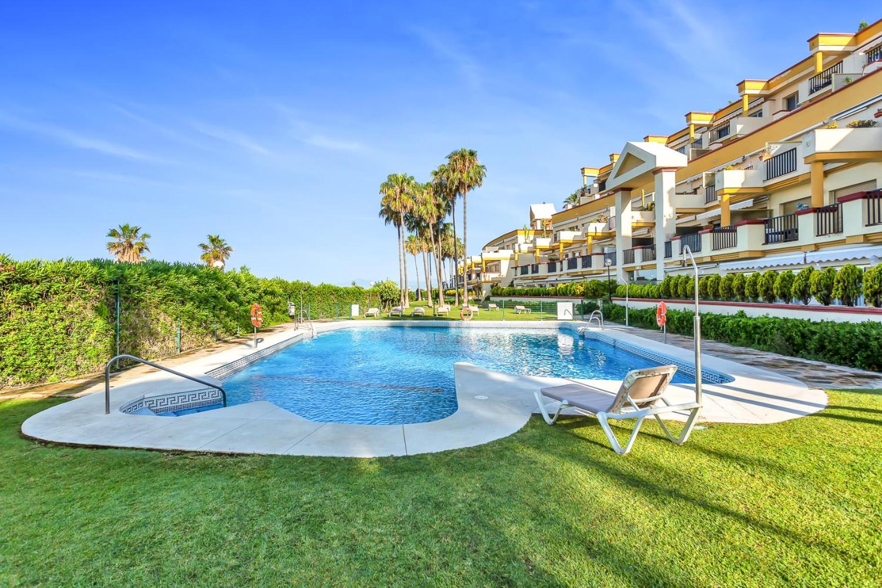 Modern Beach Apartment Romana Playa 723 In Marbella, Elviria Buitenkant foto